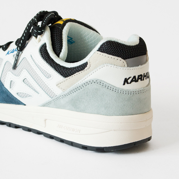 クッション性に優れた安定感のあるランニングシューズ クッション性に優れた安定感のあるランニングシューズ