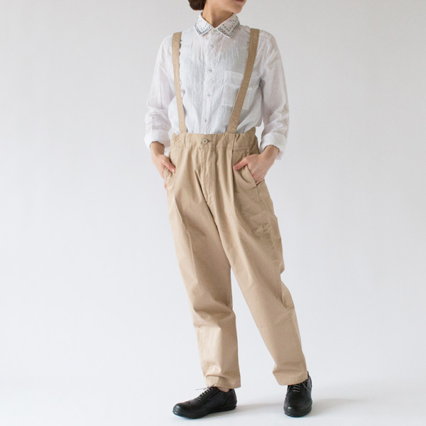 女性にも着ていただけるサイズ感です（モデル身長：162cm）