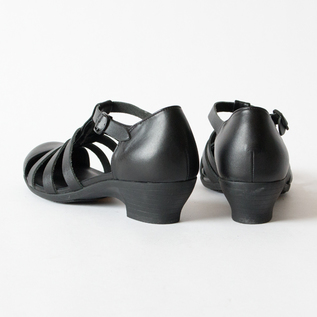 グルカヒールサンダル TR-021 BLACK／chausser（ショセ）｜愛着を持っ