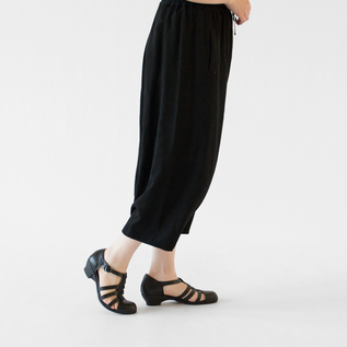 グルカヒールサンダル TR-021 BLACK／chausser（ショセ）｜愛着を持っ