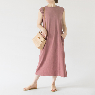 リラックス感の出過ぎない絶妙な形(mauve pink、身長162cm) リラックス感の出過ぎない絶妙な形(mauve pink、身長162cm)