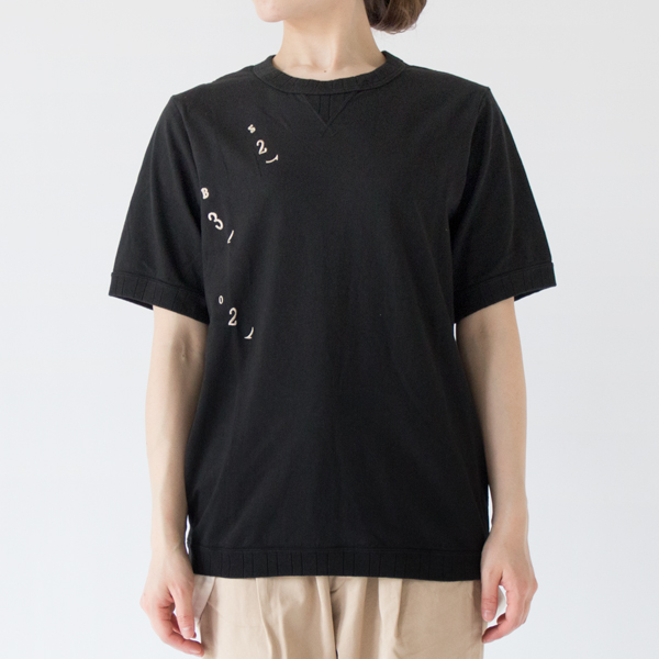 身長162cm(Sサイズ)