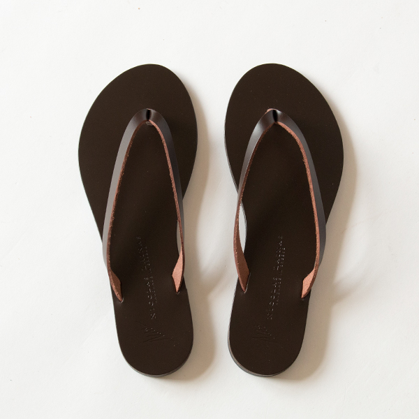 トングサンダル BROWN