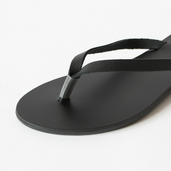 最高級カーフスキンレザーを使用 最高級カーフスキンレザーを使用