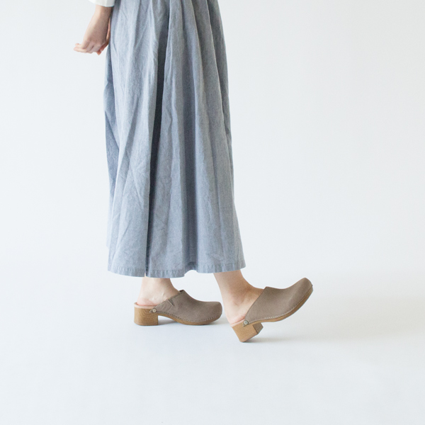 モダンクロッグス GIULIA TAUPE モダンクロッグス GIULIA TAUPE