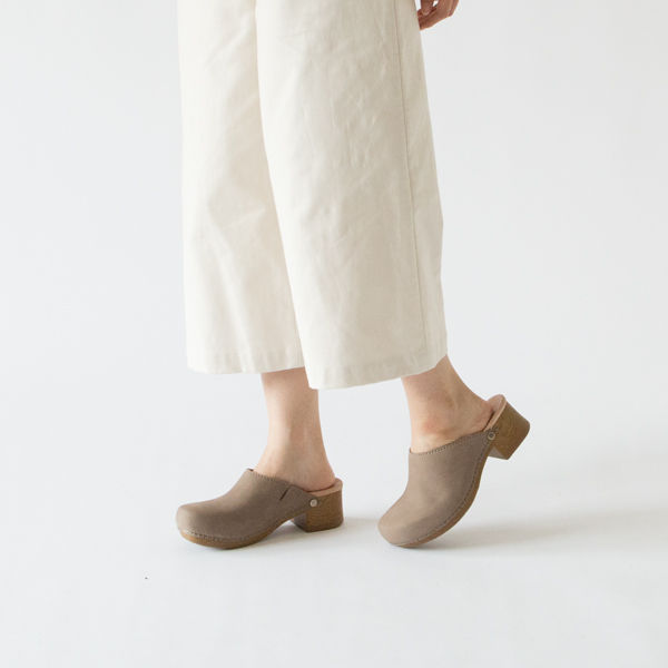 モダンクロッグス GIULIA TAUPE モダンクロッグス GIULIA TAUPE