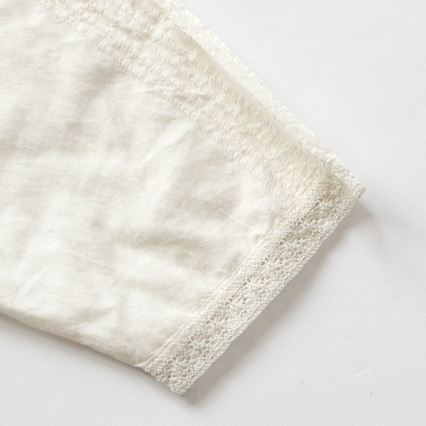 うっとりするような繊細な表情のリバーレース うっとりするような繊細な表情のリバーレース