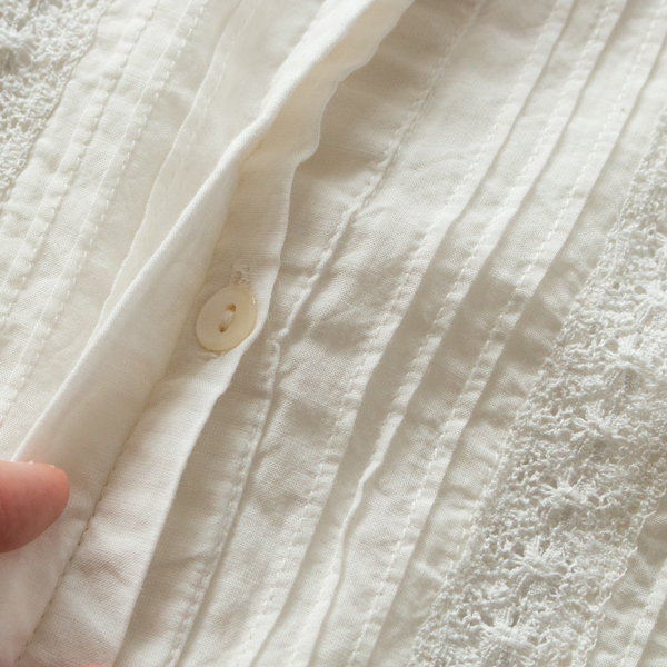 うっとりするような繊細な表情のリバーレース うっとりするような繊細な表情のリバーレース