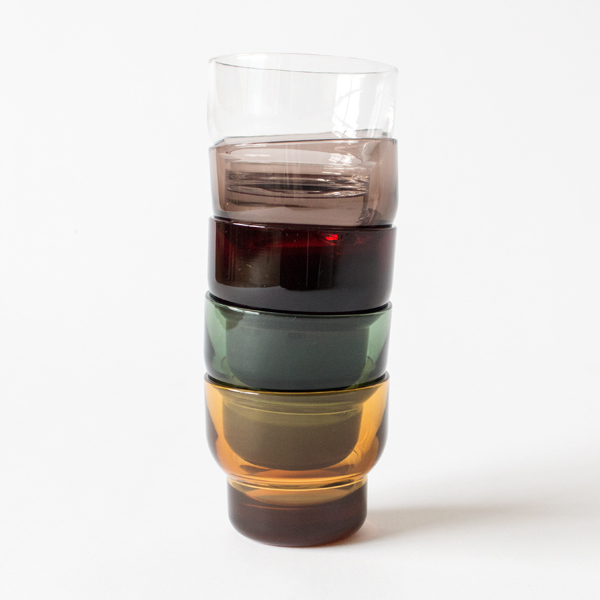 スタッキングできて収納に困らないタンブラーセット スタッキングできて収納に困らないタンブラーセット