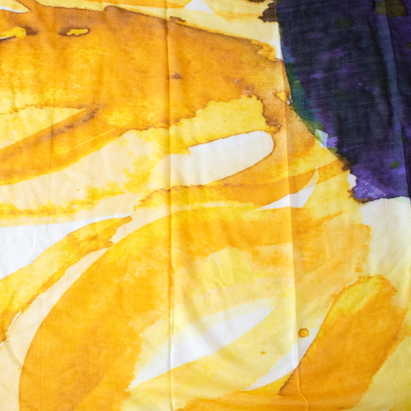 大胆にあしらわれたひまわり 大胆にあしらわれたひまわり