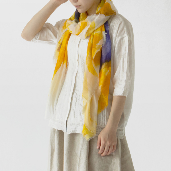 鮮やかな色がコーディネートのアクセントに(身長162cm) 鮮やかな色がコーディネートのアクセントに(身長162cm)