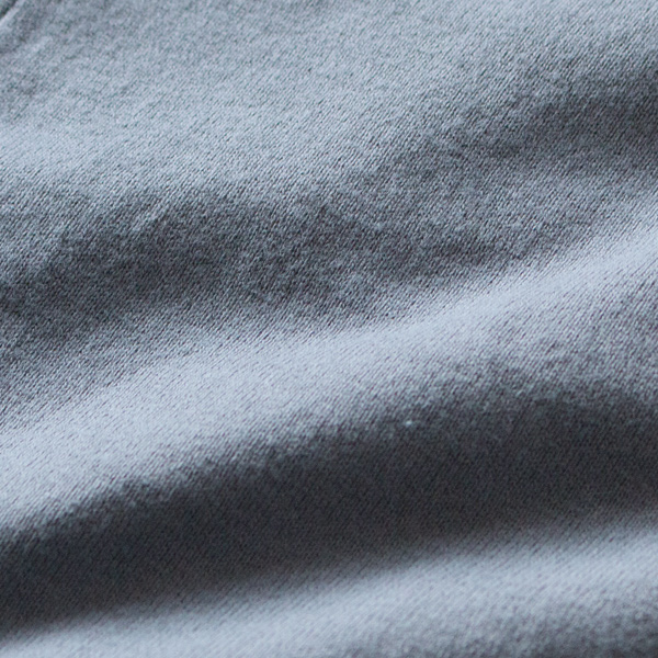 程よいハリとしっかりした厚み(BLUE GREY)