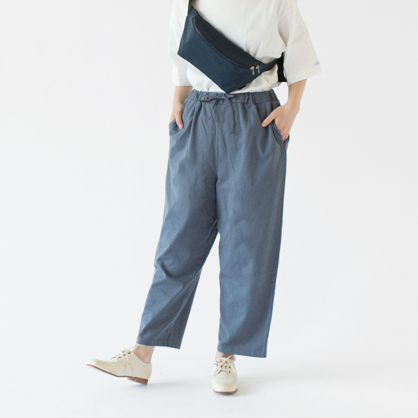 身長：162cm(BLUE GREY)