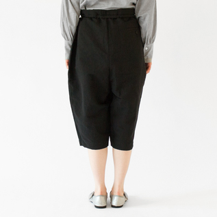 BLACK・身長162cm BLACK・身長162cm