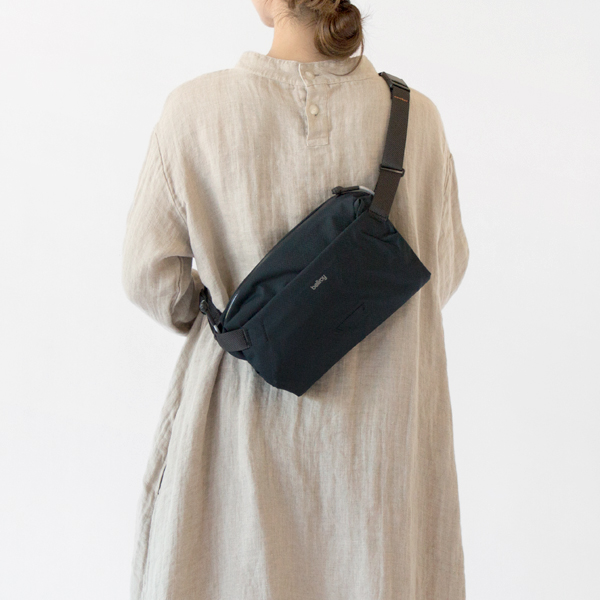 LITE SLING ボディバッグ(SHADOW)