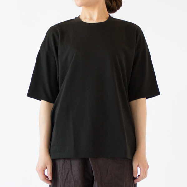 ブラックM・身長162cm