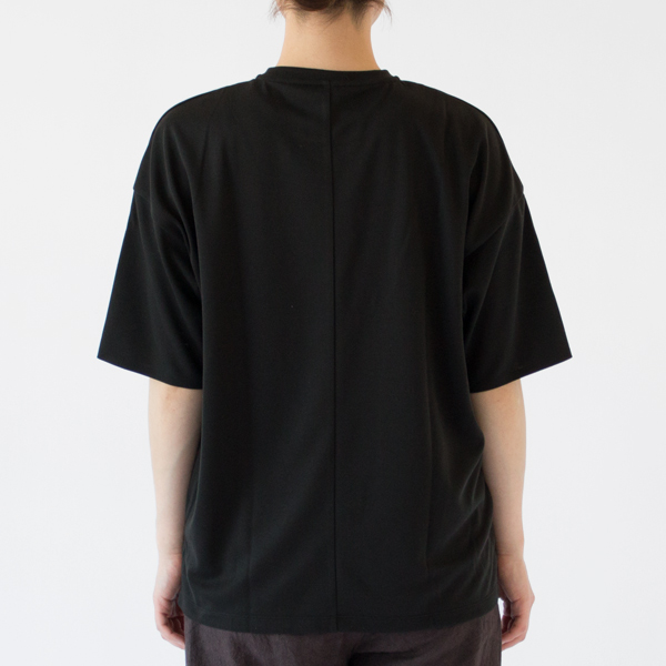 ブラックM・身長162cm