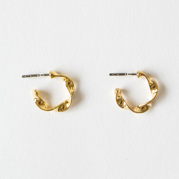 キャッチレスピアス EMBRACE HOOP(WAVY GOLD)