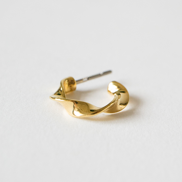 WAVY GOLD