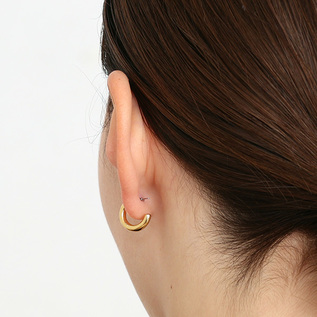 Baqless キャッチレスピアス EMBRACEHOOP ILLUMINATE キャッチレスピアス EMBRACE HOOP／Baqless（バックレス）｜愛着を持っ