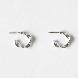 キャッチレスピアス EMBRACE HOOP
