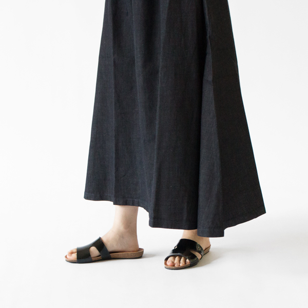 フラットサンダル BLACK