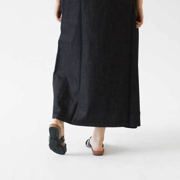 フラットサンダル BLACK