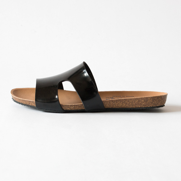 フラットサンダル BLACK