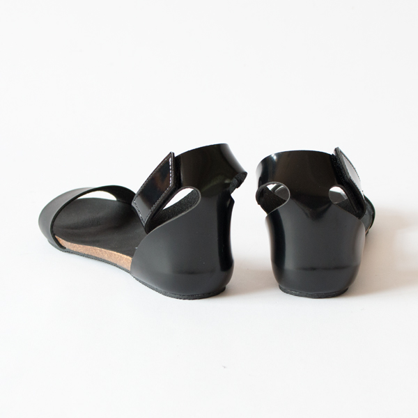 アンクルストラップサンダル BLACK アンクルストラップサンダル BLACK