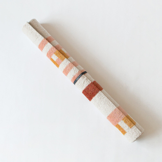 丸めた状態で保管可能(Bauhaus Brick)