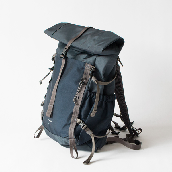 ハイキングバックパック FOREST HIKE(Multi Steel blue/Navy blue)
