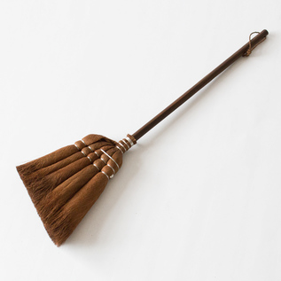 しゅろのやさしいほうき 五玉 焼檜柄 短