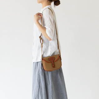 ショルダーバッグ COLNE MINI KHAKI ショルダーバッグ COLNE MINI KHAKI