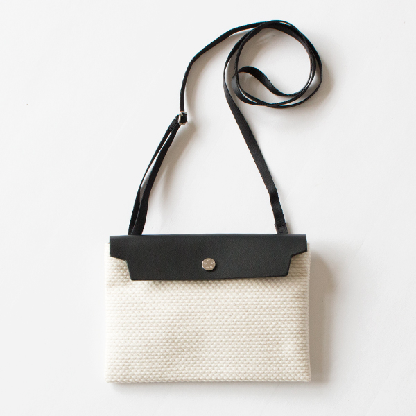 マイクロショルダー　スモール(WHITE/BLACK)