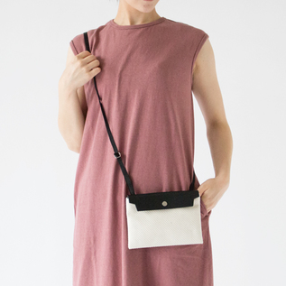 身長:162cm(WHITE/BLACK) 身長:162cm(WHITE/BLACK)