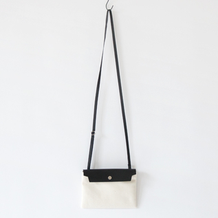 マイクロショルダー スモール(WHITE/BLACK) マイクロショルダー スモール(WHITE/BLACK)