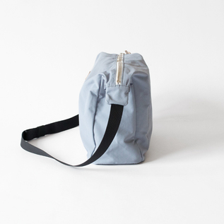 別注】ショルダーバッグ TRIANGLE SHOULDER PALE LAVENDER／STANDARD