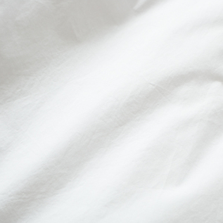 滑らかでしなやかなブロード素材(WHITE)