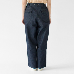 TOAST PANTS(OW、身長162cm)