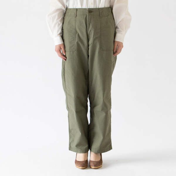 TOAST PANTS(OD、身長162cm)