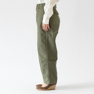 TOAST PANTS(OD、身長162cm)