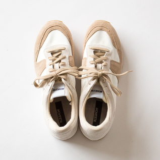 スニーカー MARATHON CLASSIC WHITE/BEIGE／NOVESTA（ノヴェスタ