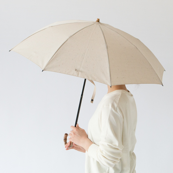 軽さ・丈夫さ・広げても閉じても美しいフォルム(BEIGE)