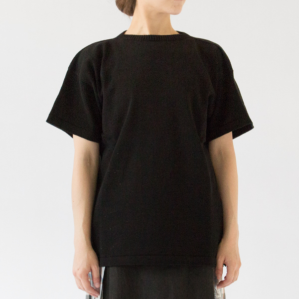 身長：162cm(BLACK-XS)