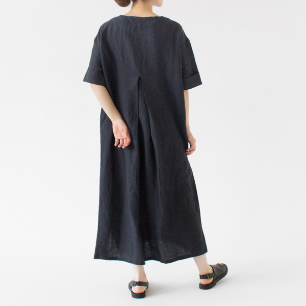 涼しげなワンピース(NAVY、身長162cm)