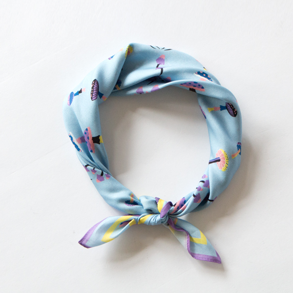 コットンシルクバンダナ 55cm x 55cm(DIPSEA TRAIL MUSHROOMS) コットンシルクバンダナ 55cm x 55cm(DIPSEA TRAIL MUSHROOMS)