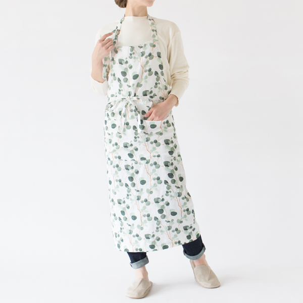 身長162cm(EUCALYPTUS ON WHITE)