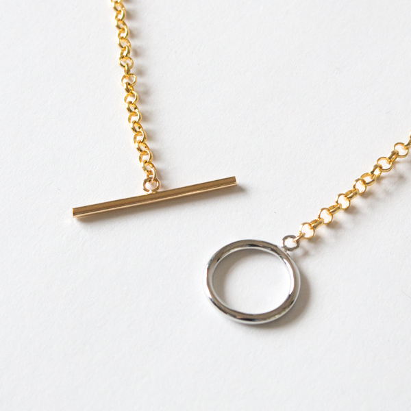 MINI TAJI NECKLACE 着脱が簡単なのがポイント