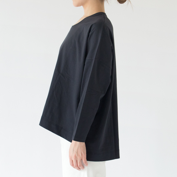 身長：162cm(NAVY)