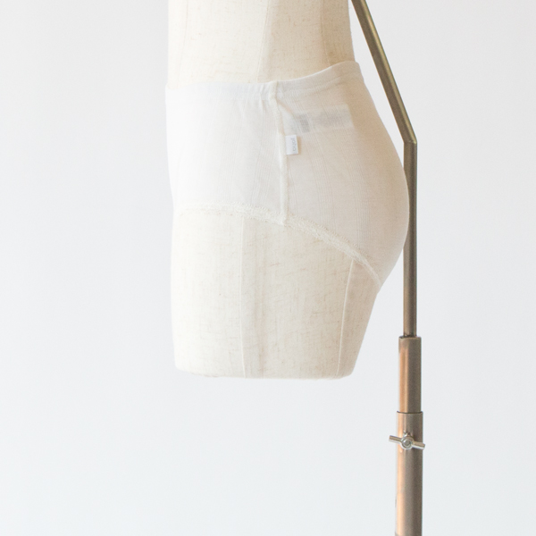 ウール・シルク レディースショーツ(WHITE)